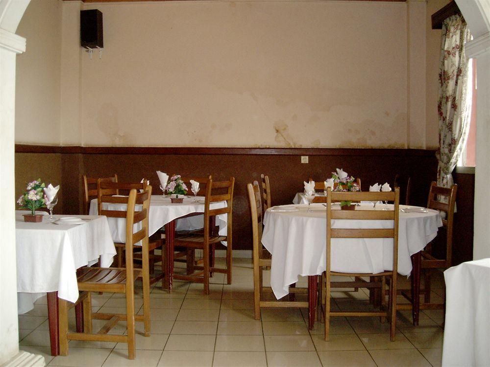 מלון Yaoundé Relais Saint Jacques מראה חיצוני תמונה